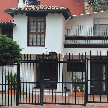 Casa Prada Bed & Breakfast โบโกตา ภายนอก รูปภาพ