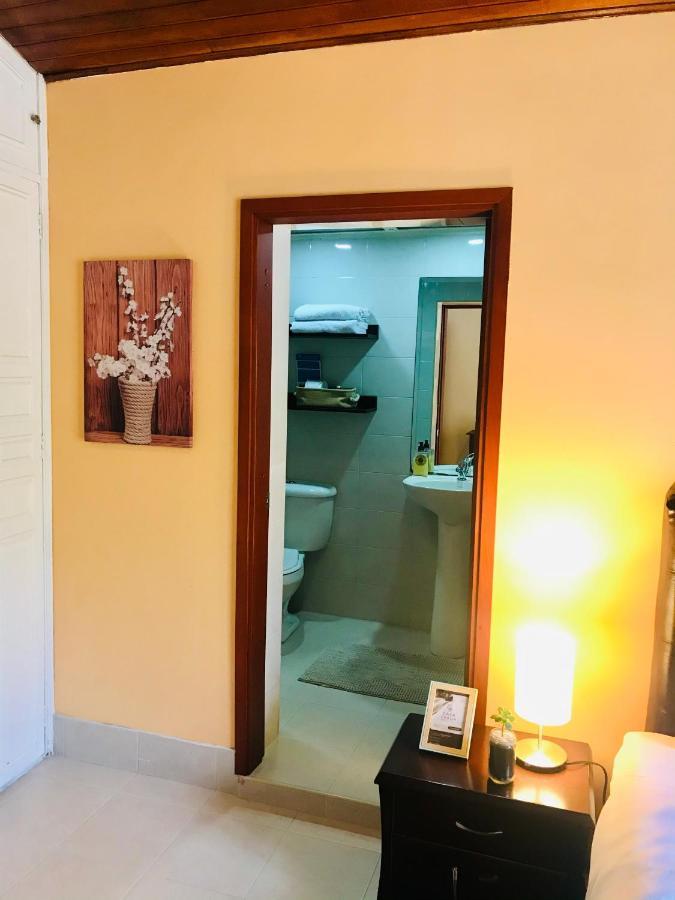 Casa Prada Bed & Breakfast โบโกตา ภายนอก รูปภาพ