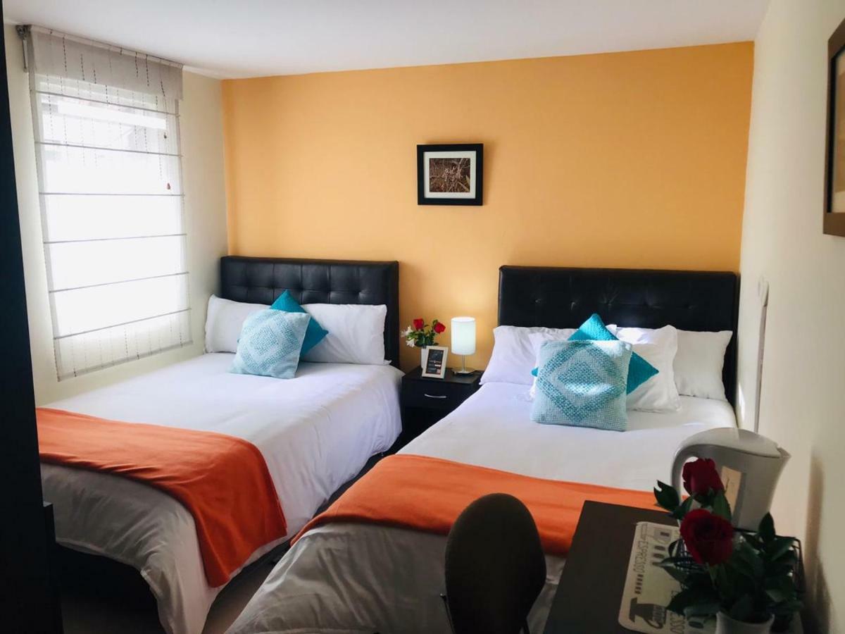 Casa Prada Bed & Breakfast โบโกตา ภายนอก รูปภาพ